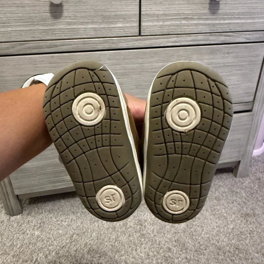 Stride Rite Brown and Olive Baby / Toddler Walkers - Picture 3 of 7